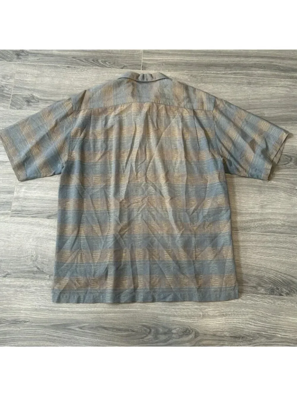 Tommy Bahama Shirt Mens M Blue Silk Textured Check Hawaiian Button Up Camp Aloha
